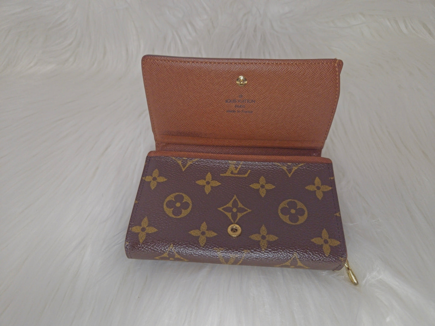 Louis Vuitton Monogram Porte Monnaie Billets Tresor Bifold Wallet